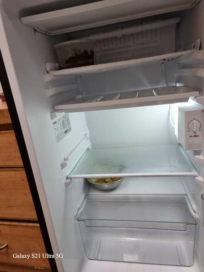 Signature Brand Mini fridge