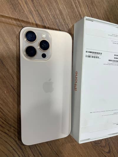 Apple iPhone 16 Pro Max
