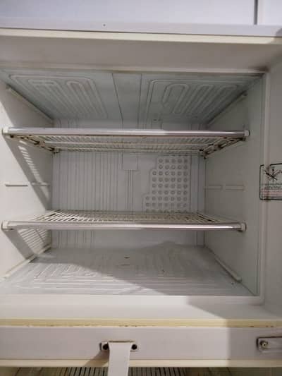 Dawlance refrigerator full size. Good condition. No repair