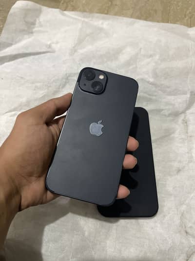 Apple iPhone 13
