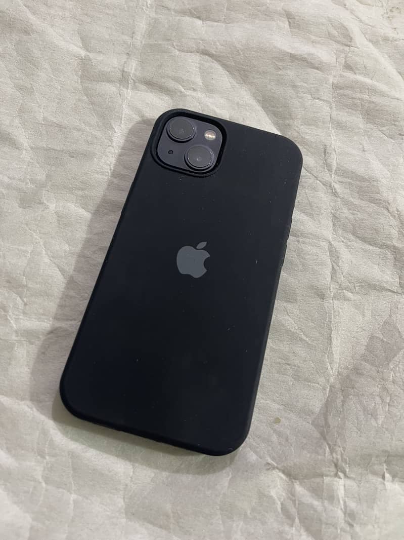 Apple iPhone 13 5