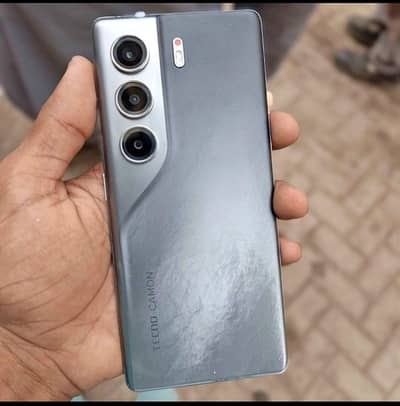 Tecno CAMON 40 Pro