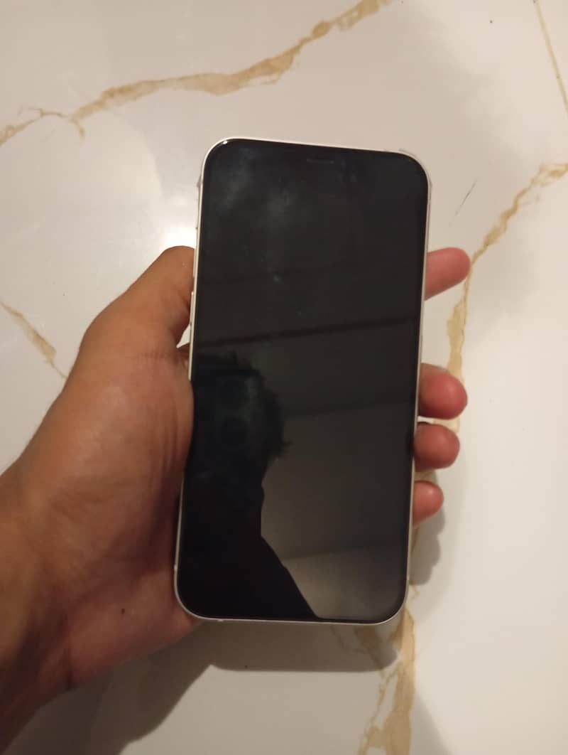 IPHONE 12 1