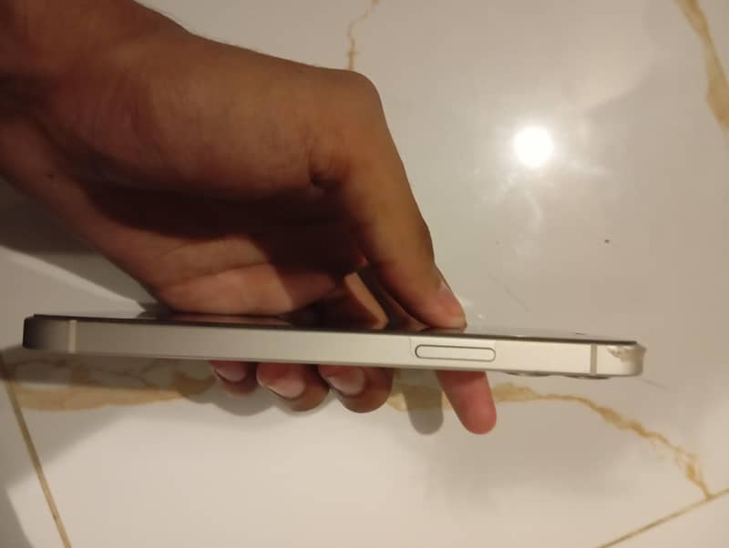 IPHONE 12 3