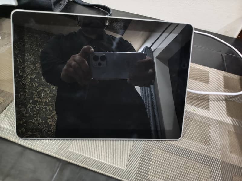microsoft surface 8/256 3