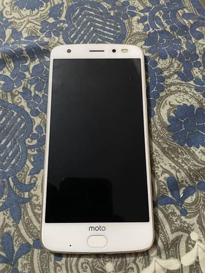 Motorola Moto Z2 Force