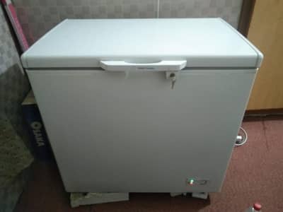 PEL Freezer almost new