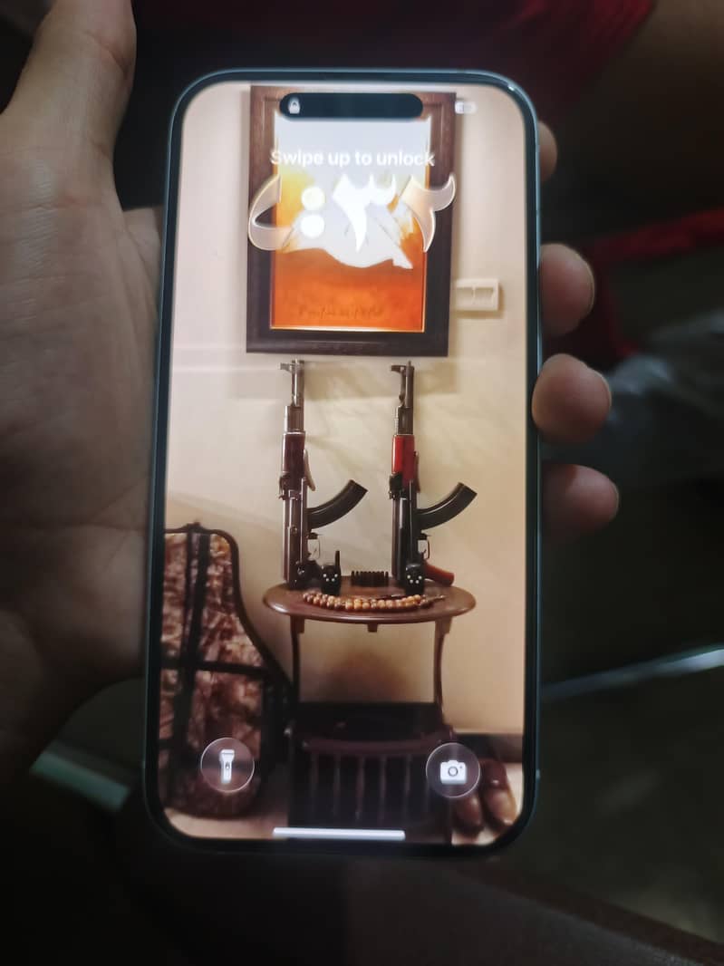 Apple iPhone 15 128GB 4