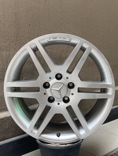 17 inch Mercedes amg rims