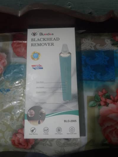 black head remover device