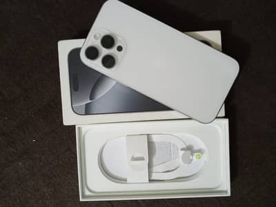 Apple iPhone 16 Pro Max