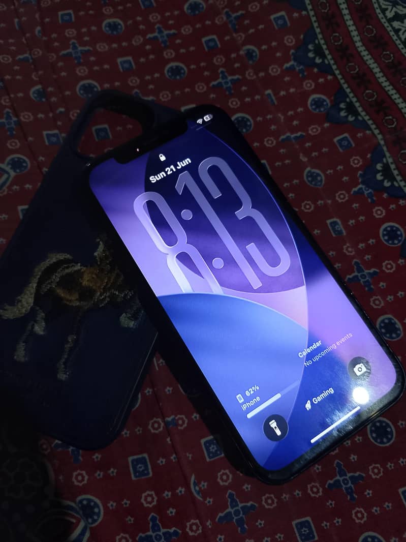 iPhone 12 0