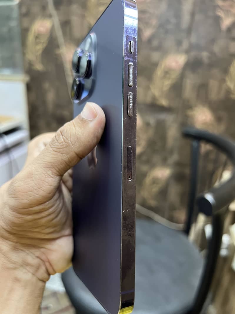iPhone 14 Pro Max 3