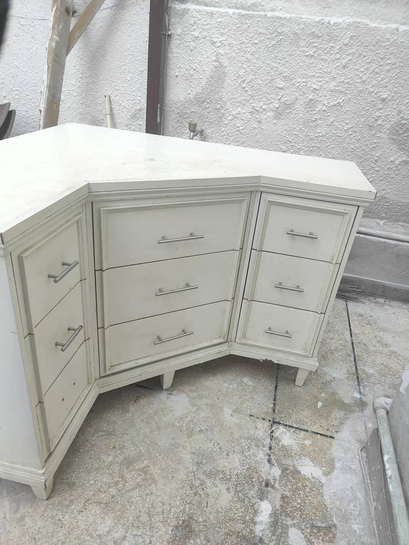 Stylish & Practical Multi-Use Table 2