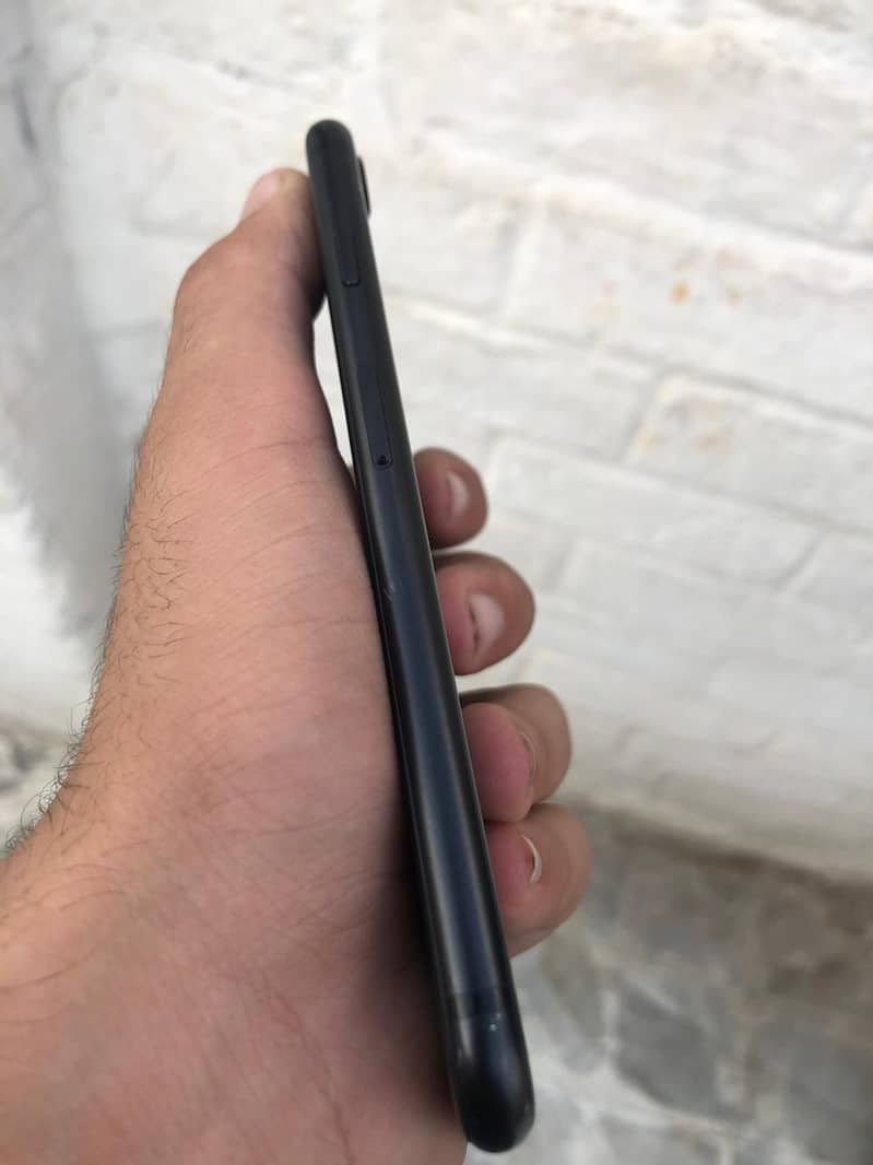 Apple iPhone SE 2