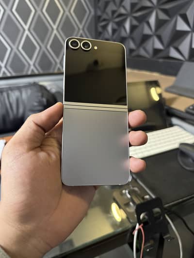Samsung Mobile Z Flip 6