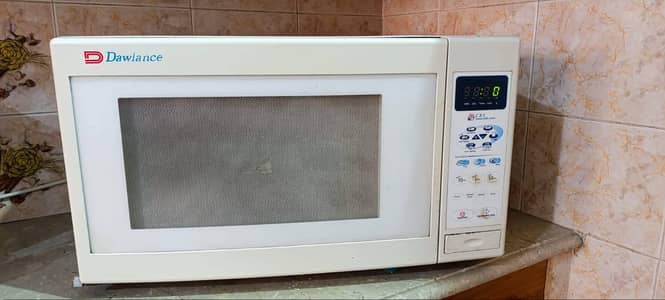 Dawlance Microwave Oven DW-162 H, Excellent Working Condition
