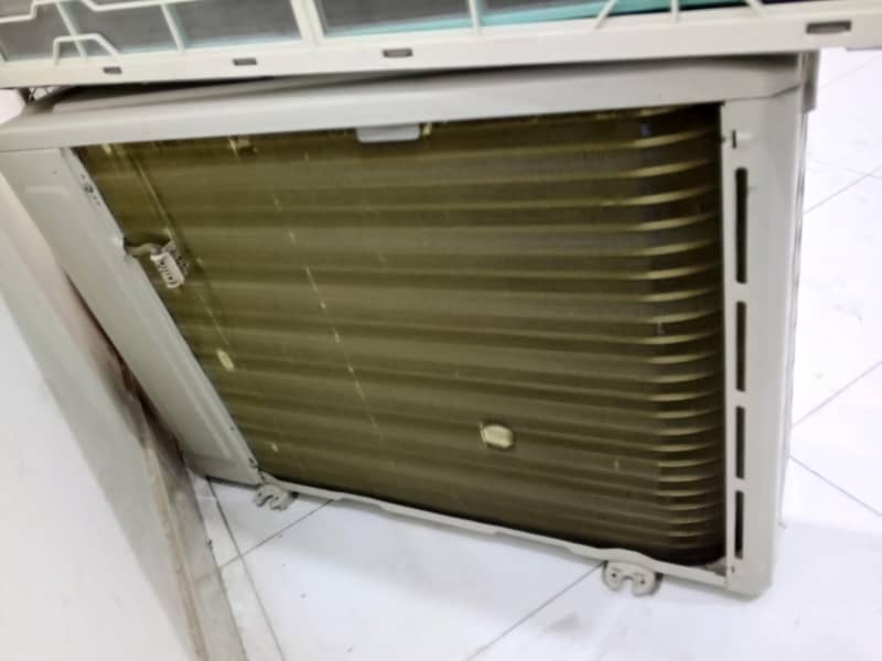 Dawlance inverter Split AC 2