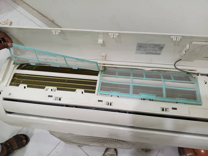 Dawlance inverter Split AC 4