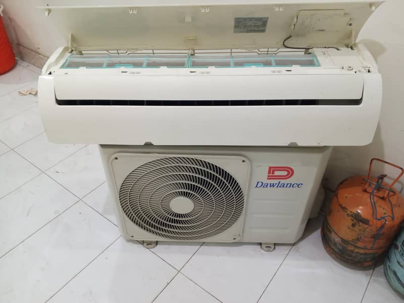 Dawlance inverter Split AC 8