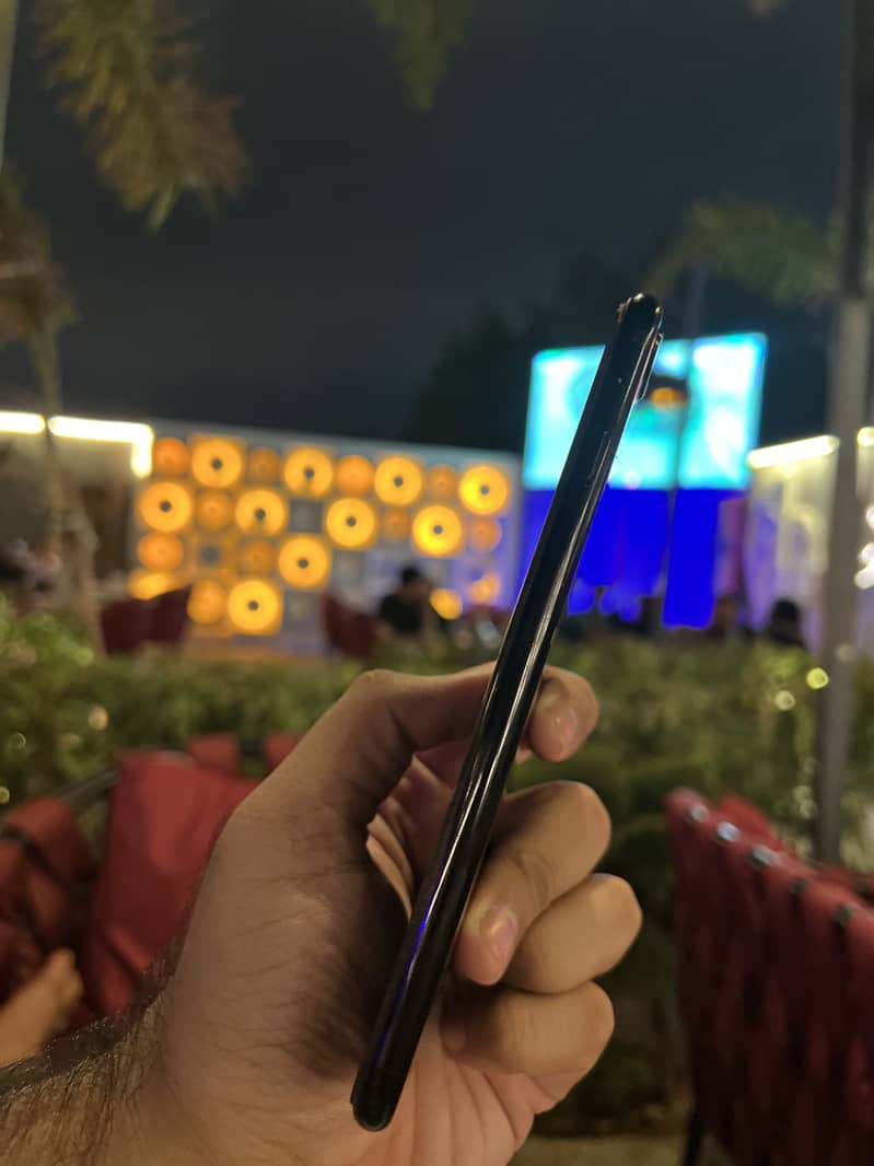 Apple iPhone 7 Plus 3