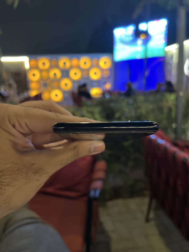 Apple iPhone 7 Plus 6