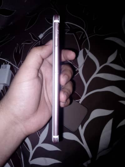 Apple iPhone 6S Plus