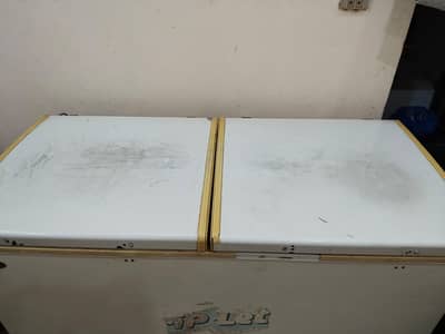 Deep freezer
