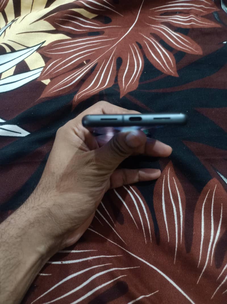 Google Pixel 7 5