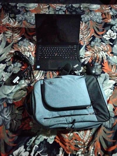 Lenovo Laptop - Good Condition - Light Use