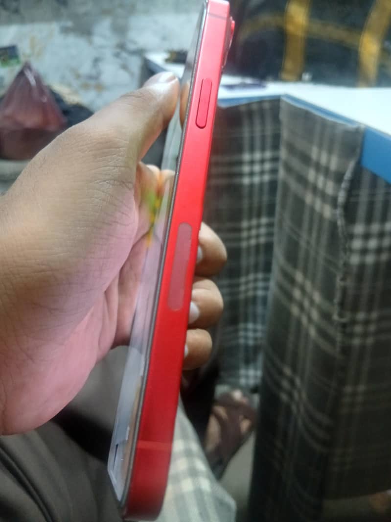 Apple iPhone 14 plus 4