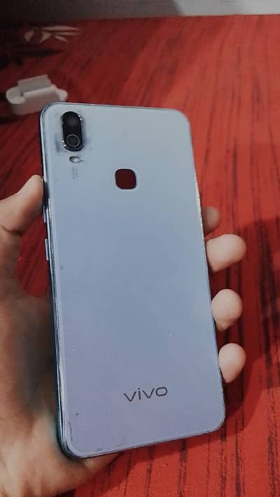Vivo Y11