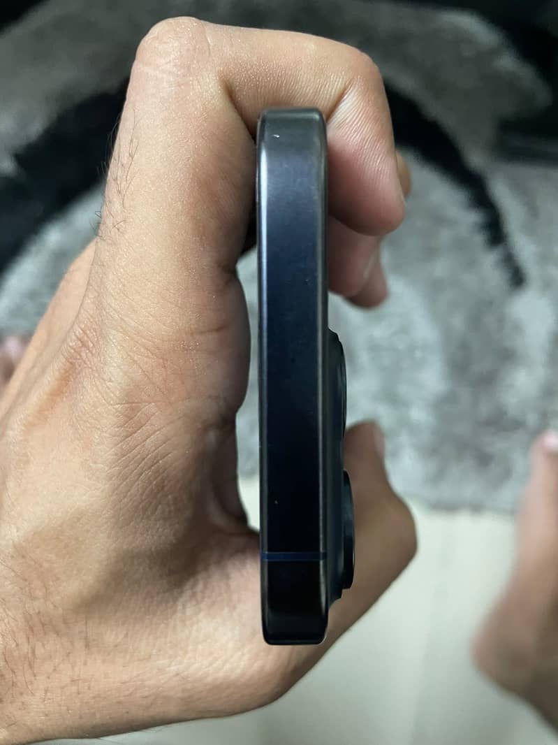 Iphone 15 Pro 4