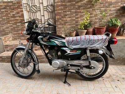Honda cg 125 2023 model mint condition