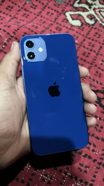 Apple iPhone 12