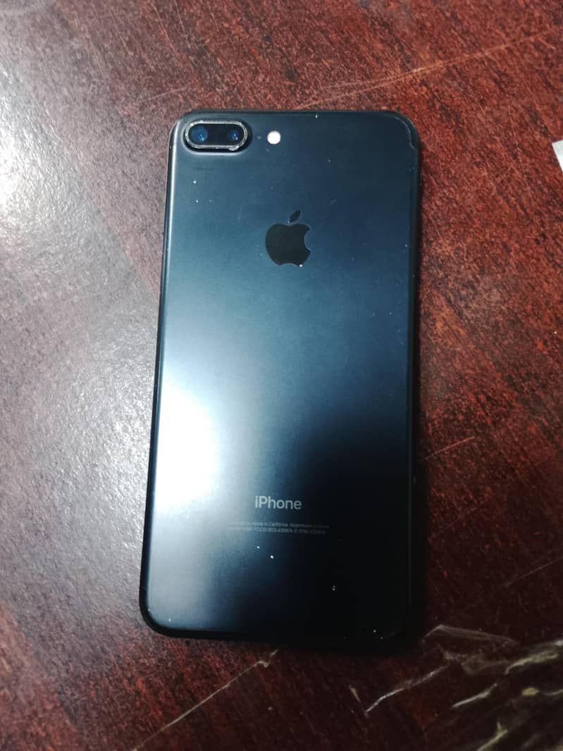 Apple iPhone 7 Plus 1