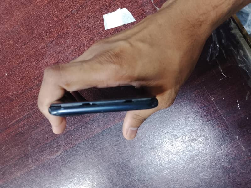 Apple iPhone 7 Plus 5