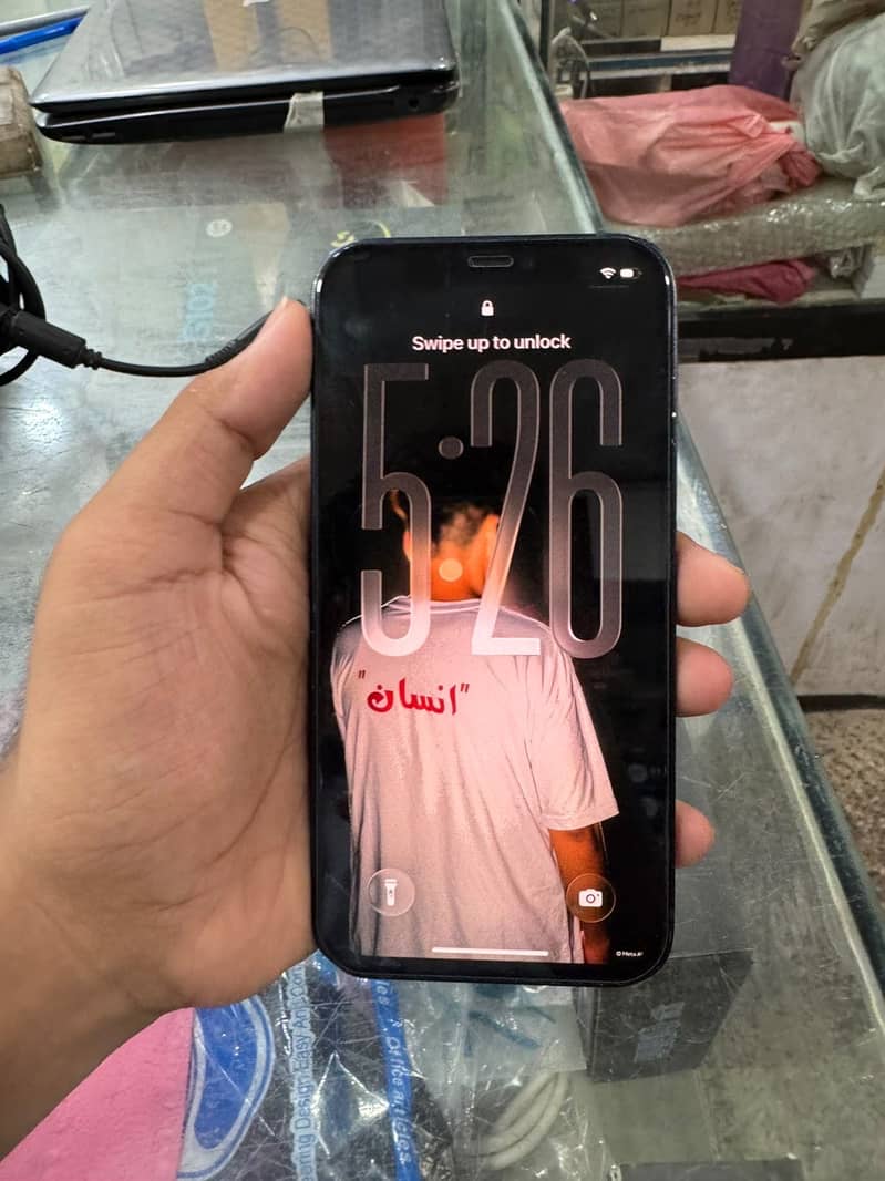 Apple iPhone 12 2
