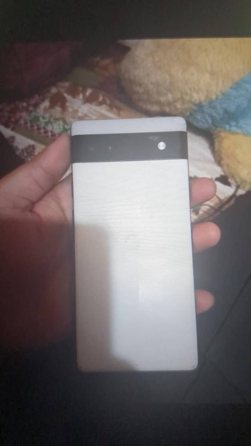 Google Pixel 6a 1