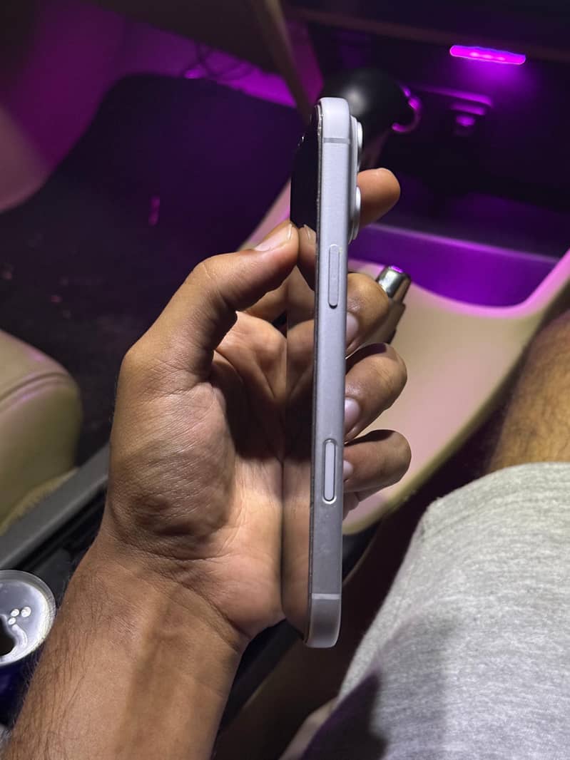 Apple iPhone 17 Pro Max 5