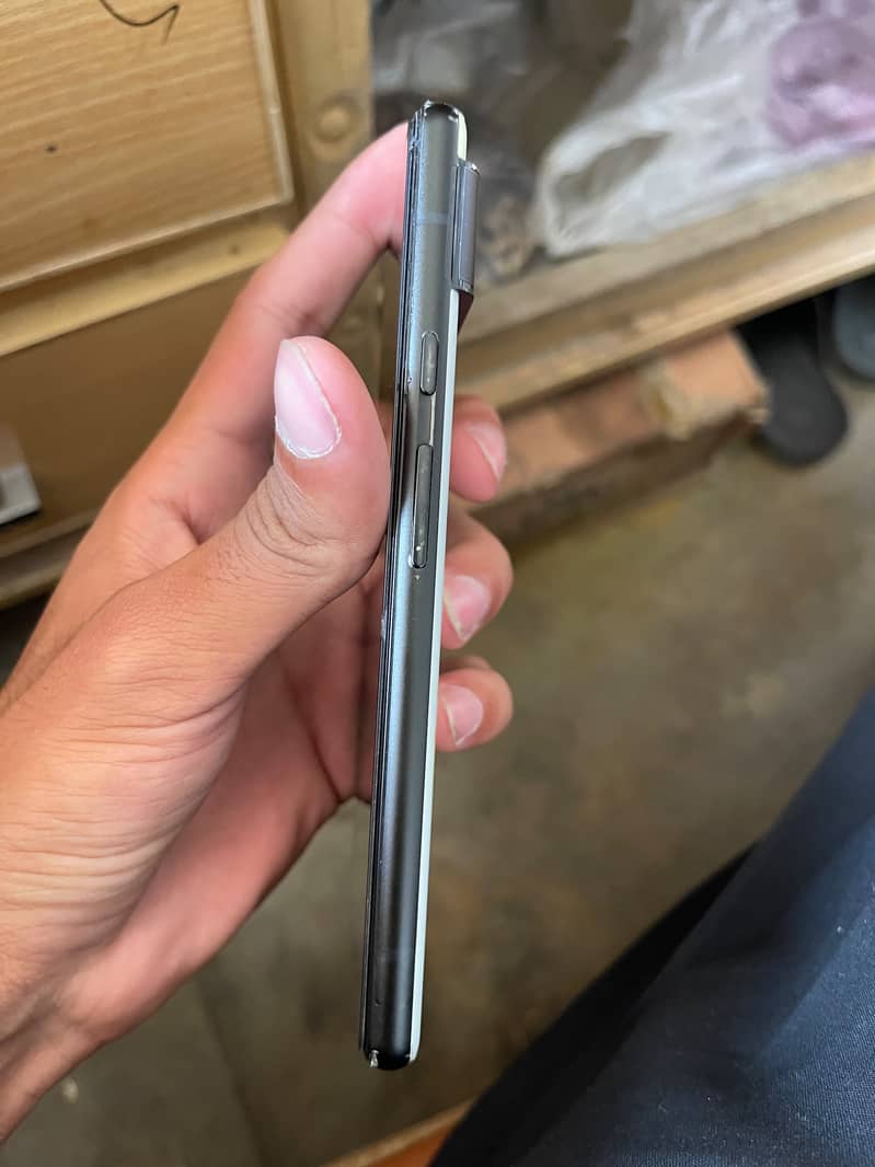 Google Pixel 6 3
