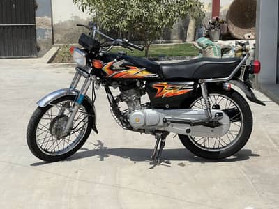 Honda CG 125 2021 Model