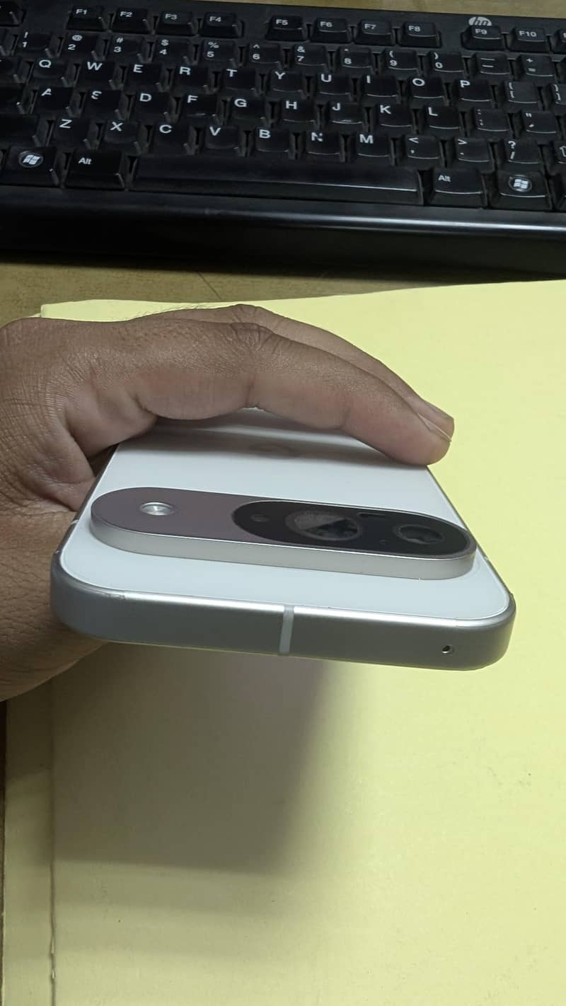 Google Pixel 9 2