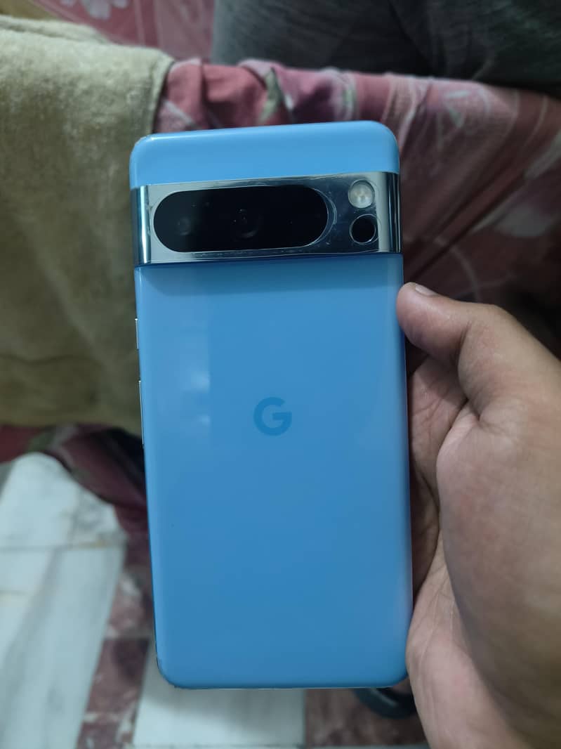 Google Pixel 8 Pro 4