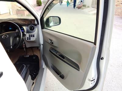 Daihatsu Mira 2017