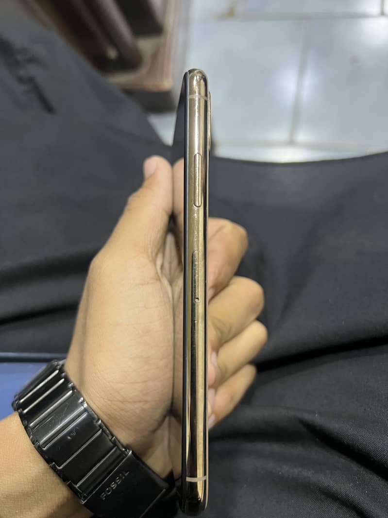 iPhone xs 0