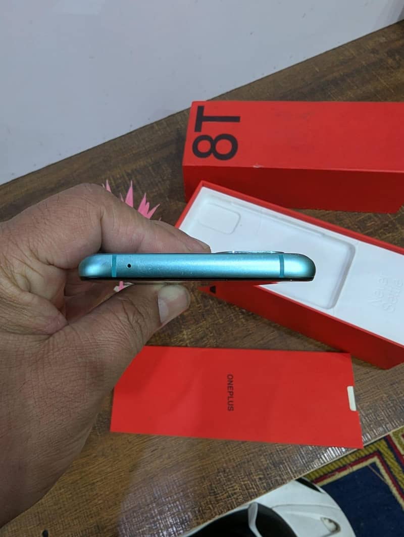 One Plus 8T 2