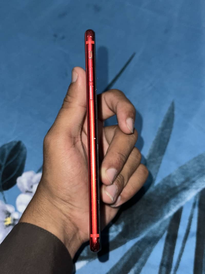 Apple iPhone 8 Plus 1