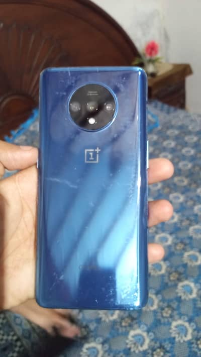 One Plus 7T 8/128 GB