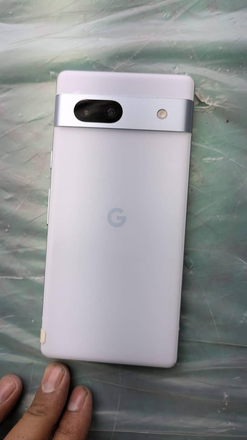 Google Pixel 7a 2